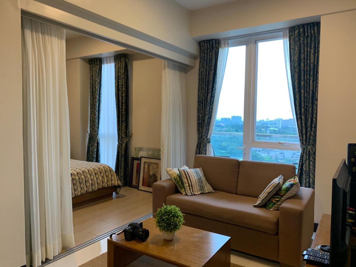 Mactan Newtown Deluxe Island Breeze Lejlighed Lapu-Lapu City Eksteriør billede