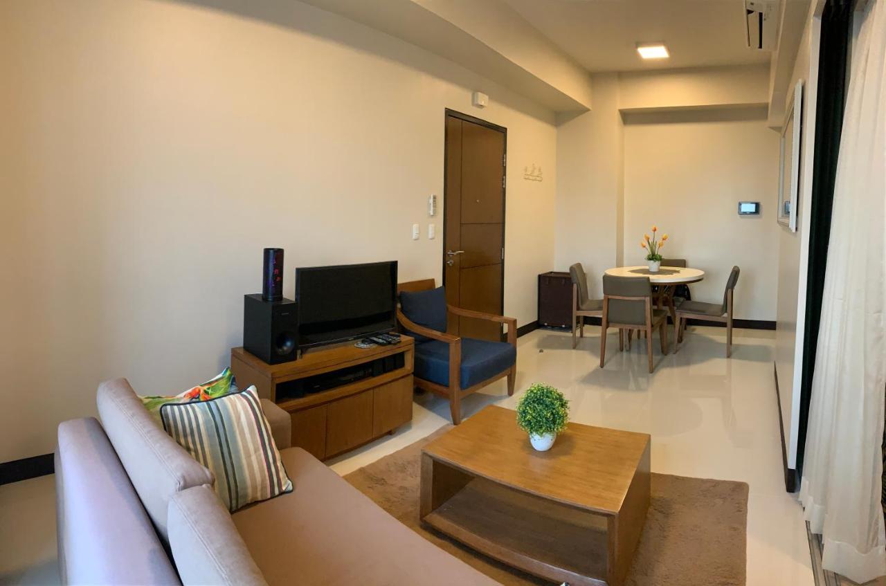 Mactan Newtown Deluxe Island Breeze Lejlighed Lapu-Lapu City Eksteriør billede