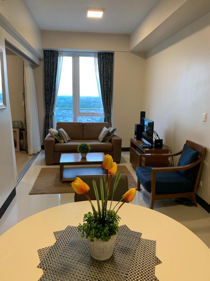 Mactan Newtown Deluxe Island Breeze Lejlighed Lapu-Lapu City Eksteriør billede