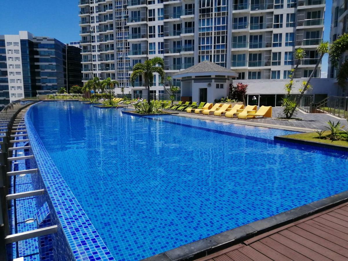 Mactan Newtown Deluxe Island Breeze Lejlighed Lapu-Lapu City Eksteriør billede