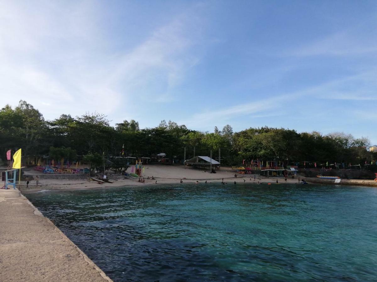 Mactan Newtown Deluxe Island Breeze Lejlighed Lapu-Lapu City Eksteriør billede