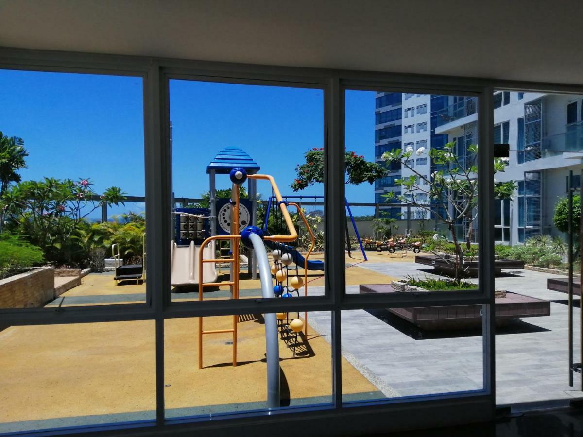 Mactan Newtown Deluxe Island Breeze Lejlighed Lapu-Lapu City Eksteriør billede